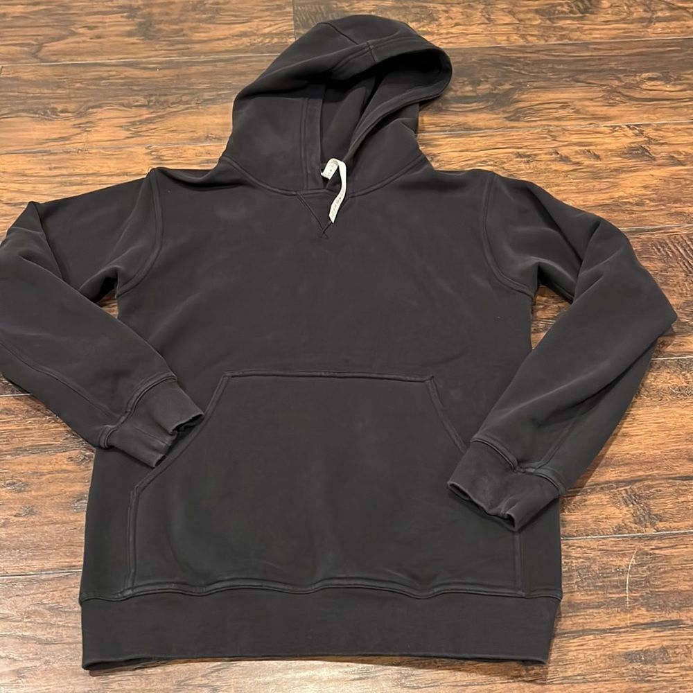 Lululemon All Yours Hoodie size 2 black GUC no stains or rips super soft